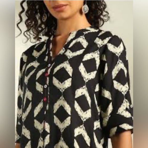 Fusion Black & Ivory Geometric Print Tunic Top | XXL - Picture 3 of 13